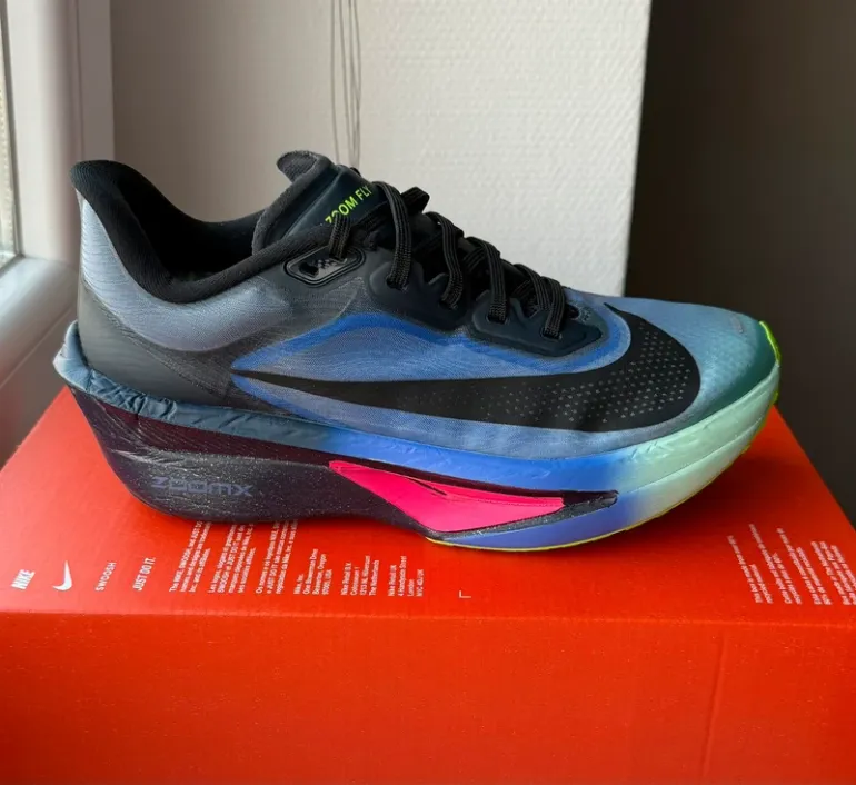 Used Nike Air Zoom Fly 6 bike — image 4 of 5