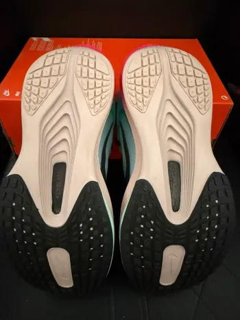 Used Nike Zoom Fly 6 bike — image 7 of 10