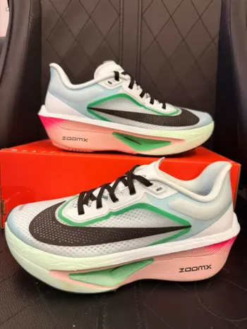 Used Nike Zoom Fly 6 bike — image 1 of 10