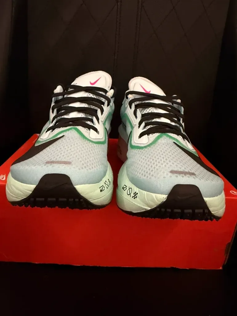 Used Nike Zoom Fly 6 bike — image 5 of 10