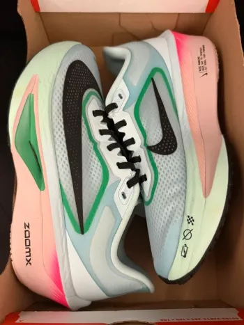 Used Nike Zoom Fly 6 bike — image 2 of 10