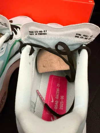 Used Nike Zoom Fly 6 bike — image 9 of 10