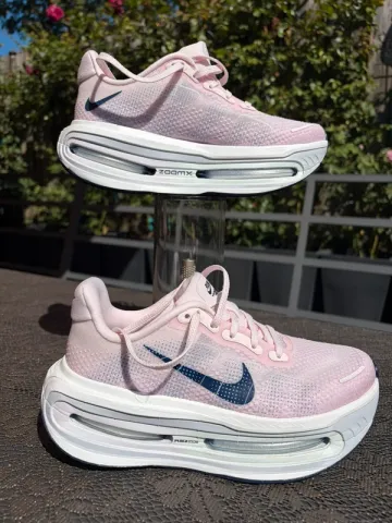 Used Premium Vomero Running Shoes
