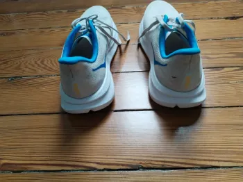 Used Hoka Mach 6 bike — image 4 of 7