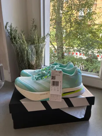 Used Adidas adizero boston 13 bike — image 1 of 4