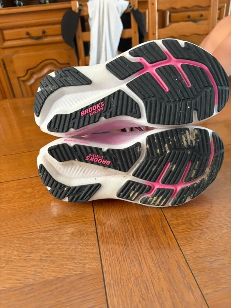 Used Brooks Glycerin 23 bike — image 4 of 4