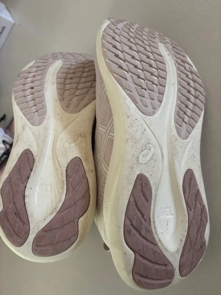 Used Asics FlyteFoam Gel bike — image 4 of 4