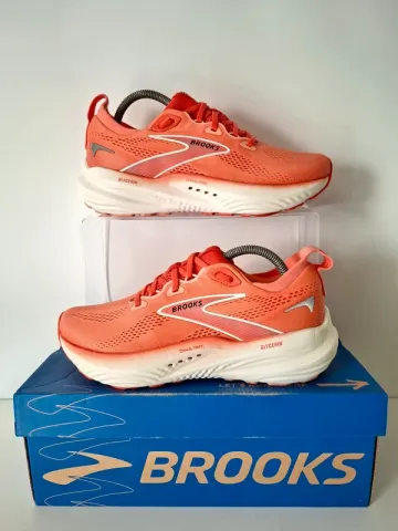 Used Brooks Glycerin 22 Running Shoes