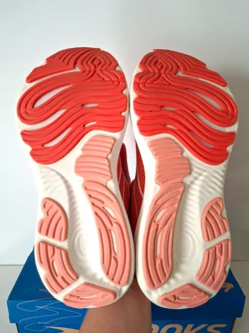 Used Brooks Glycerin 22 bike — image 12 of 13