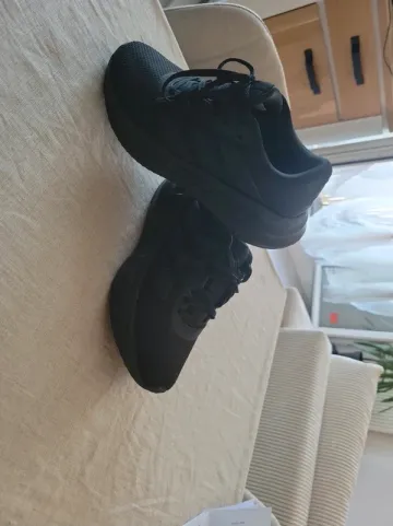 Used Adidas Galaxy 7 Running Shoes