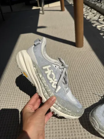 Hoka Speedgoat 6 bike d'occasion — image 9 sur 13