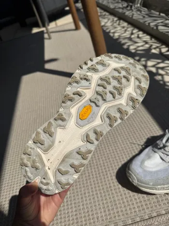 Hoka Speedgoat 6 bike d'occasion — image 11 sur 13