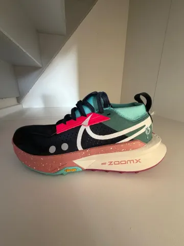 Used Nike Trail Run Schuhe Running Shoes