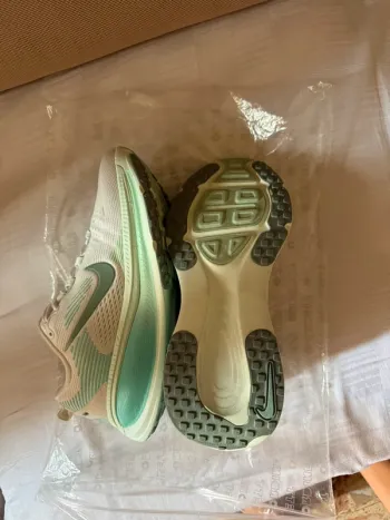 Nike ZoomX bike usato — immagine 8 di 8