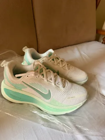 Used Nike ZoomX Running Shoes