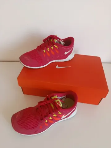 Used Nike Free 5.0 Running Shoes