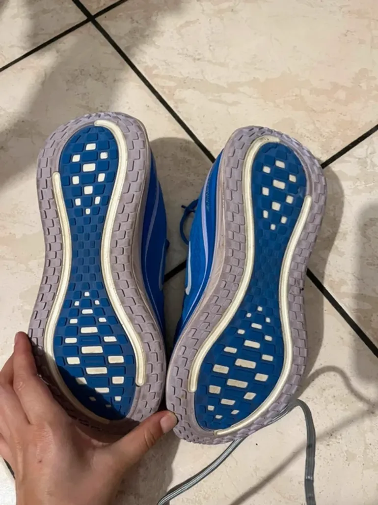 Used Nike Vomero Plus 18 bike — image 2 of 8