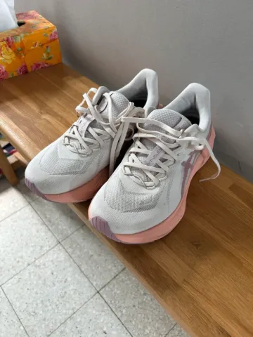 Used Asics DYNABLAST6 Running Shoes