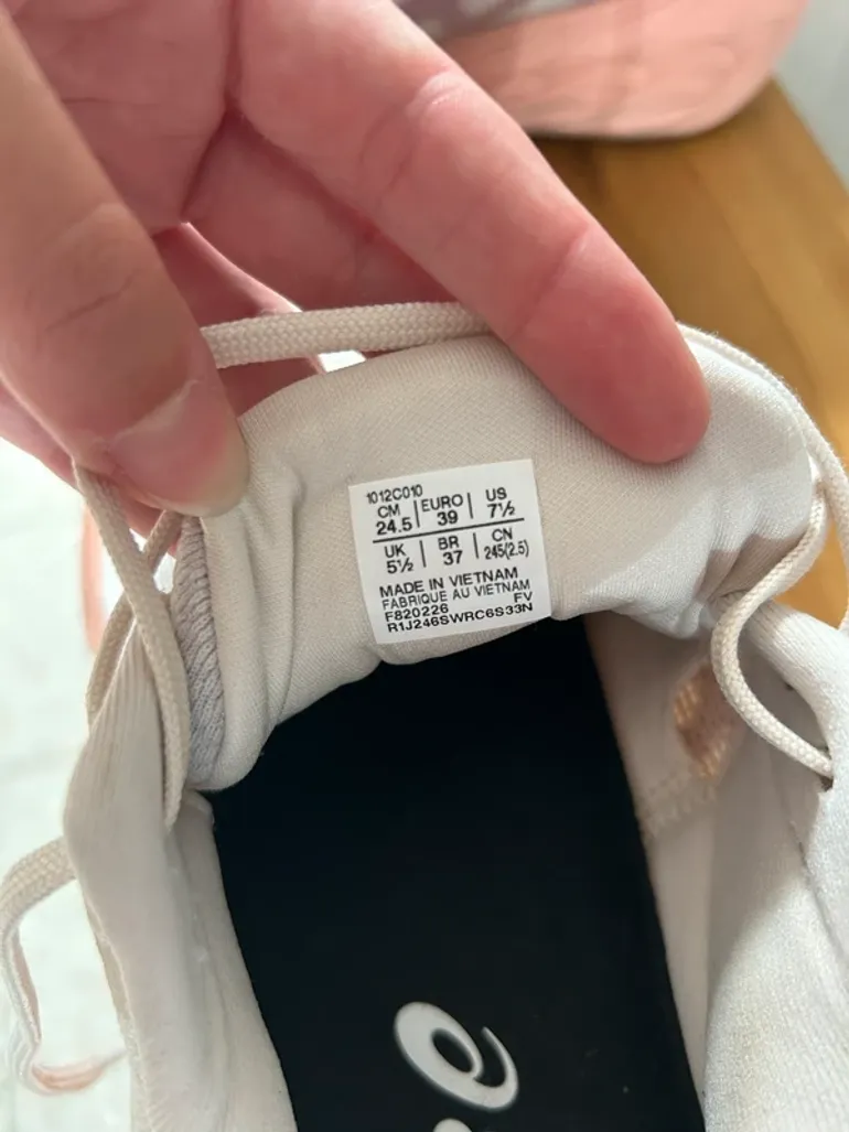 Used Asics DYNABLAST6 bike — image 5 of 8