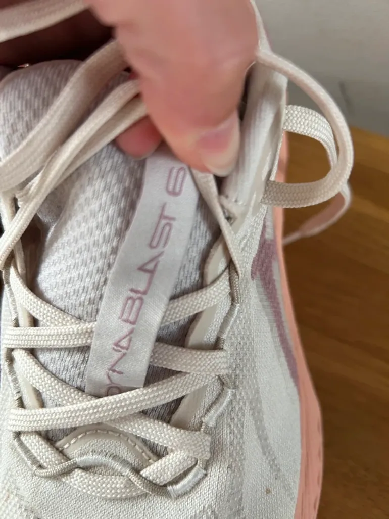 Used Asics DYNABLAST6 bike — image 4 of 8
