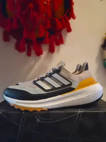 Gebrauchtes Continental Ultraboost Light Cold.Rdy Running Shoes