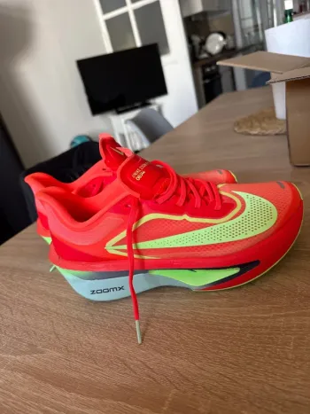 Nike Zoom Fly bike usato — immagine 1 di 5