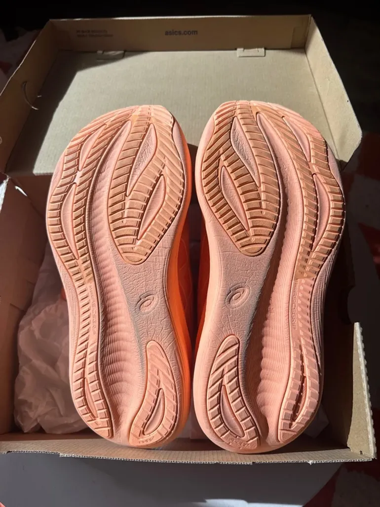 Asics Nimbus 27 bike usato — immagine 2 di 5