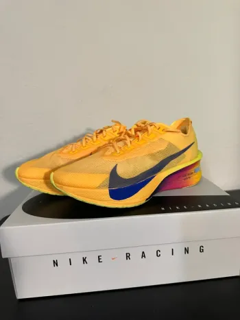 Orange Vaporfly 4 bike d'occasion — image 12 sur 14