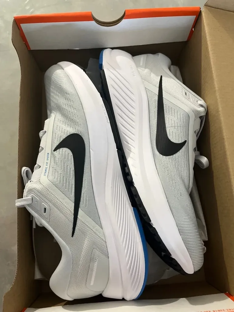 Nike Air Zoom Structure bike usato — immagine 4 di 4