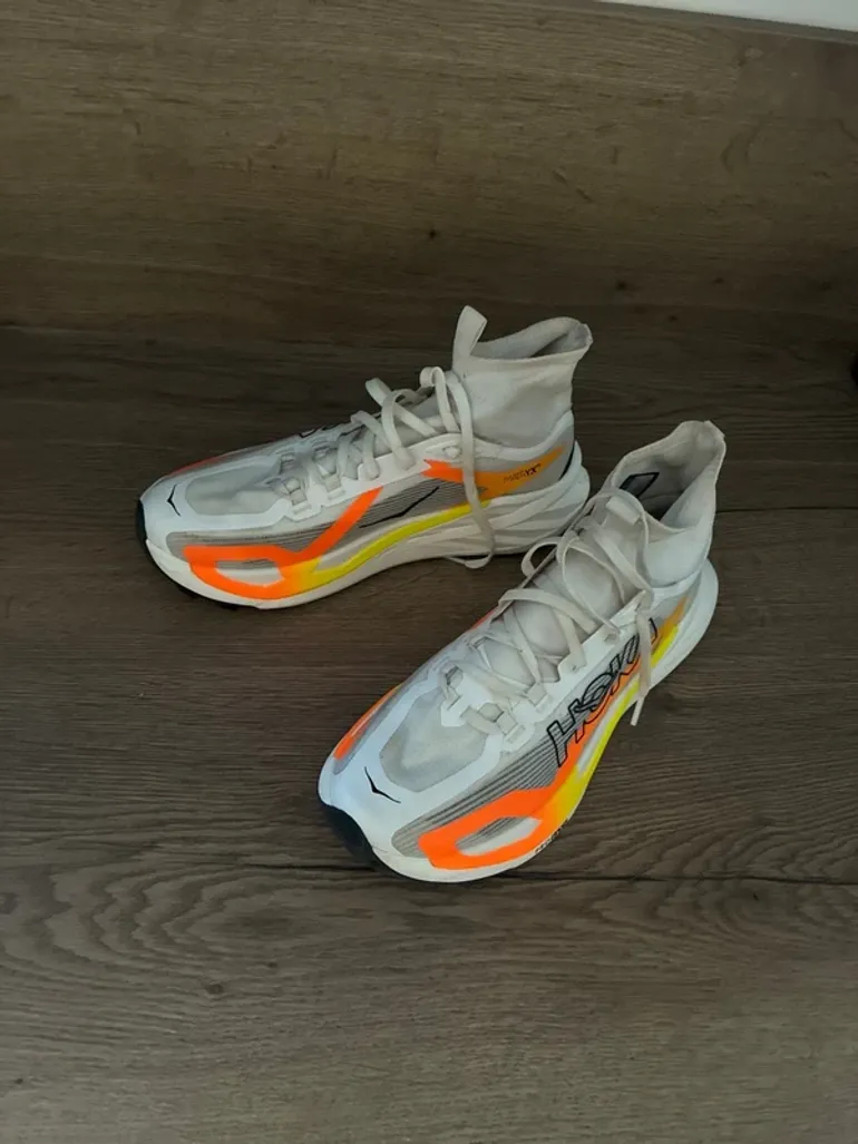 Hoka Tecton x4 bike usato — immagine 2 di 7