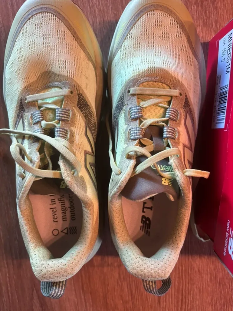 Used New Balance Hierro V9 bike — image 6 of 7