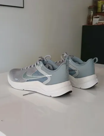 Nike Downshifter 12 bike usato — immagine 14 di 15