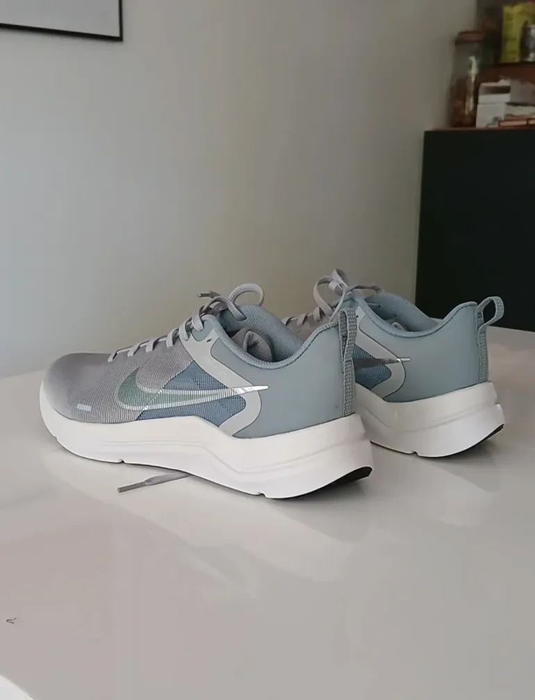 Nike Downshifter 12 bike usato — immagine 14 di 15