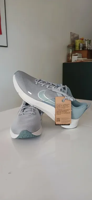 Nike Downshifter 12 bike usato — immagine 8 di 15