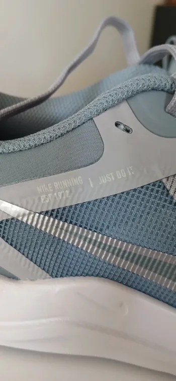 Nike Downshifter 12 bike usato — immagine 12 di 15