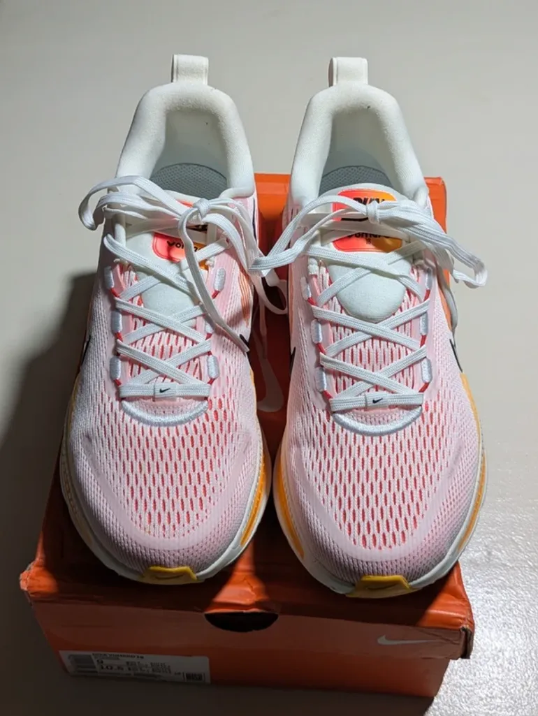 Nike Vomero 18 bike usato — immagine 3 di 7