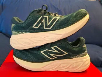 New Balance Fresh Foam X880 v15 bike usato — immagine 3 di 14