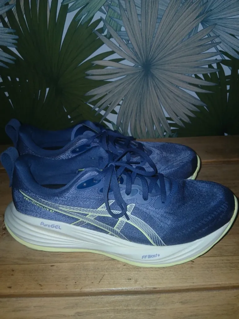 Used Asics Gel Cumulus 27 bike — image 2 of 4