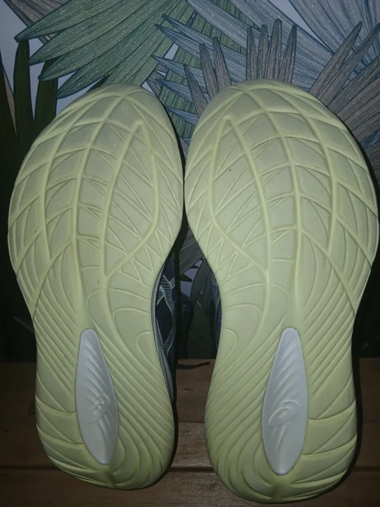 Used Asics Gel Cumulus 27 bike — image 3 of 4