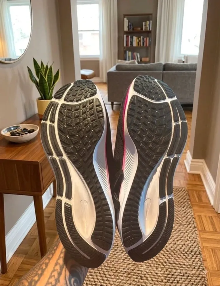 Used Decathlon Air Zoom Pegasus 38 FlyEase bike — image 3 of 3