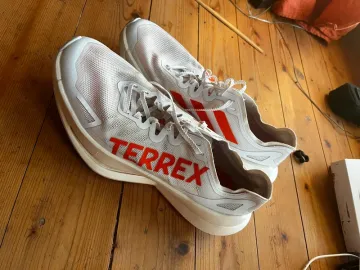 Used Orange Agravic Speed Ultra Running Shoes