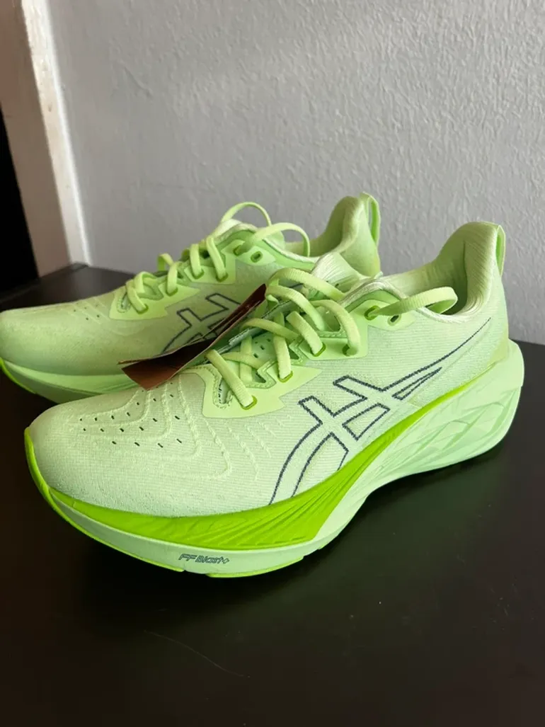 Asics Novablast 4 bike usato — immagine 8 di 15
