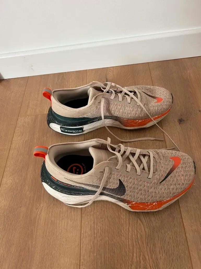 Nike ZoomX Invincible Run 3 bike usato — immagine 2 di 8
