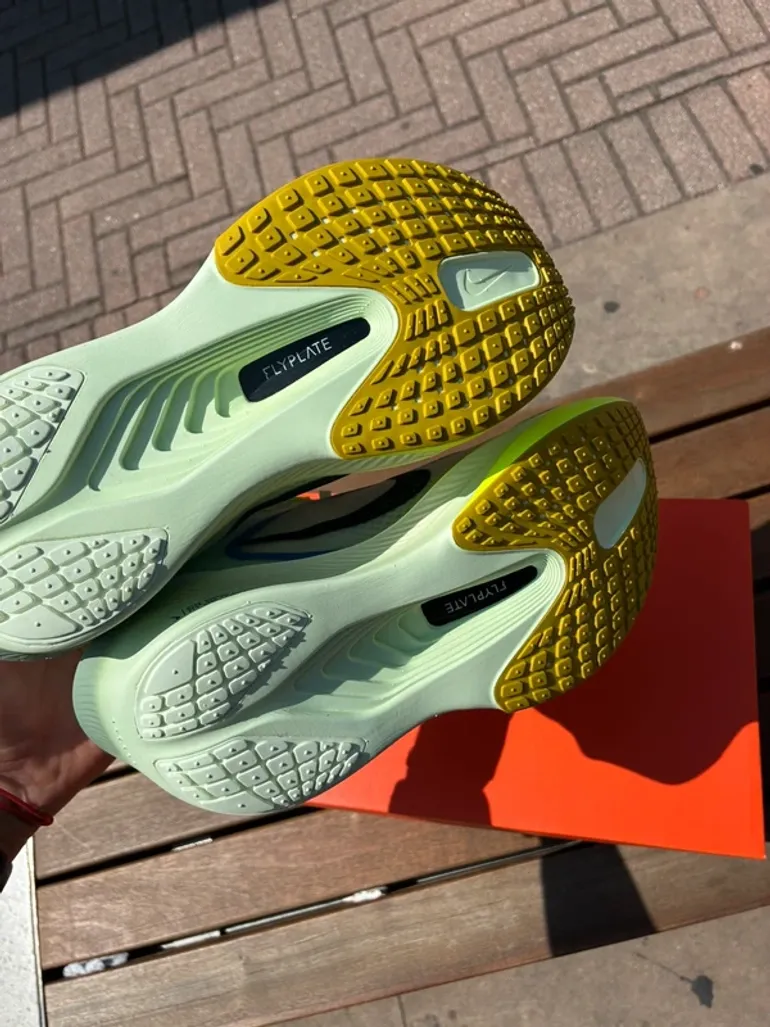 Used Nike Zoom Fly 6 bike — image 3 of 5
