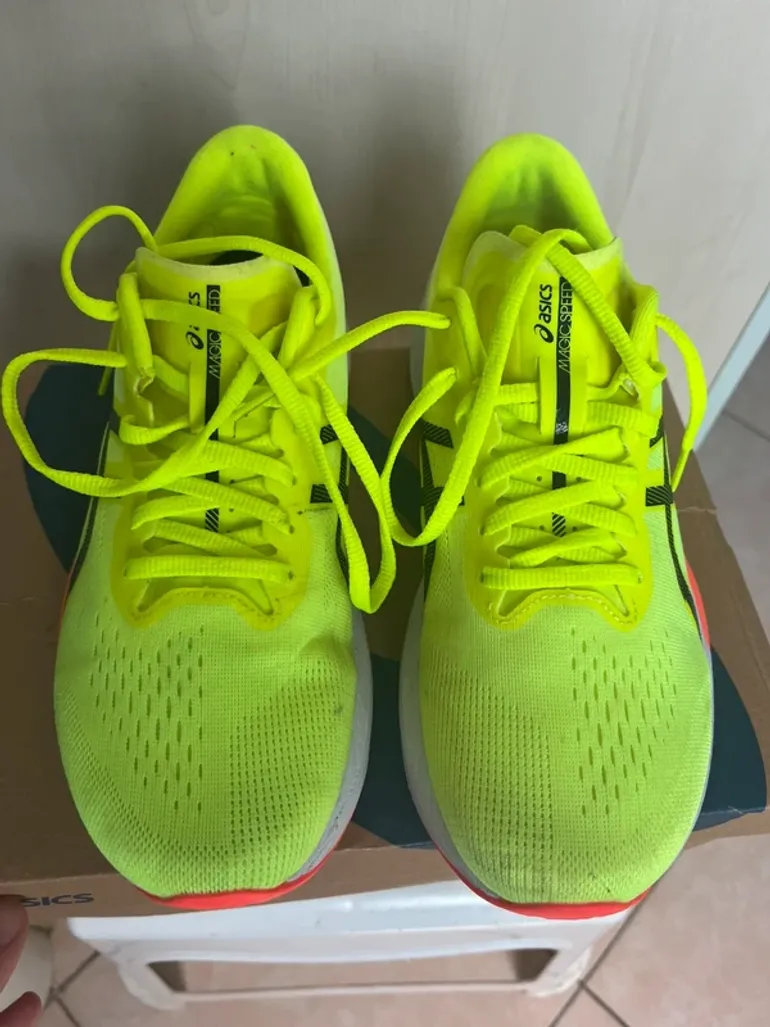 Used Asics Magic Speed 4 bike — image 4 of 9