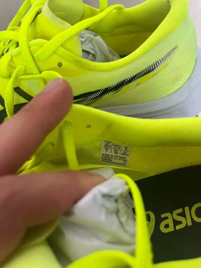 Used Asics Magic Speed 4 bike — image 8 of 9