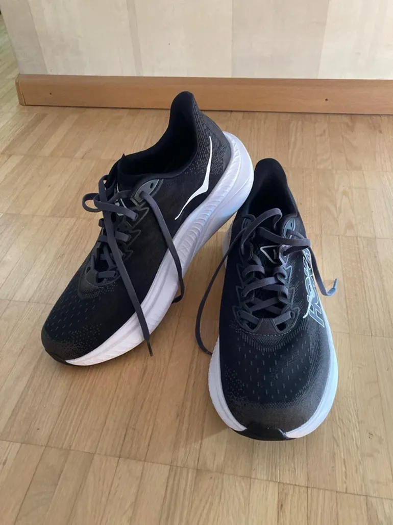 Used Hoka Mach 6 bike — image 1 of 3