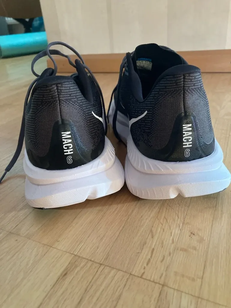Used Hoka Mach 6 bike — image 2 of 3