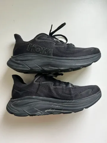 Used Hoka Clifton 10 Running Shoes