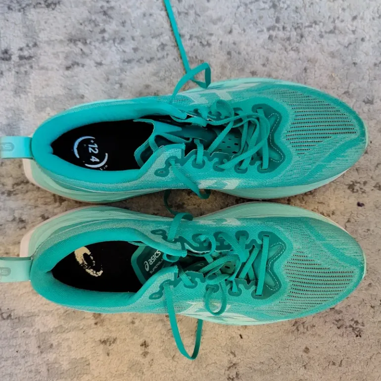 Used Asics Superblast 2 bike — image 4 of 10
